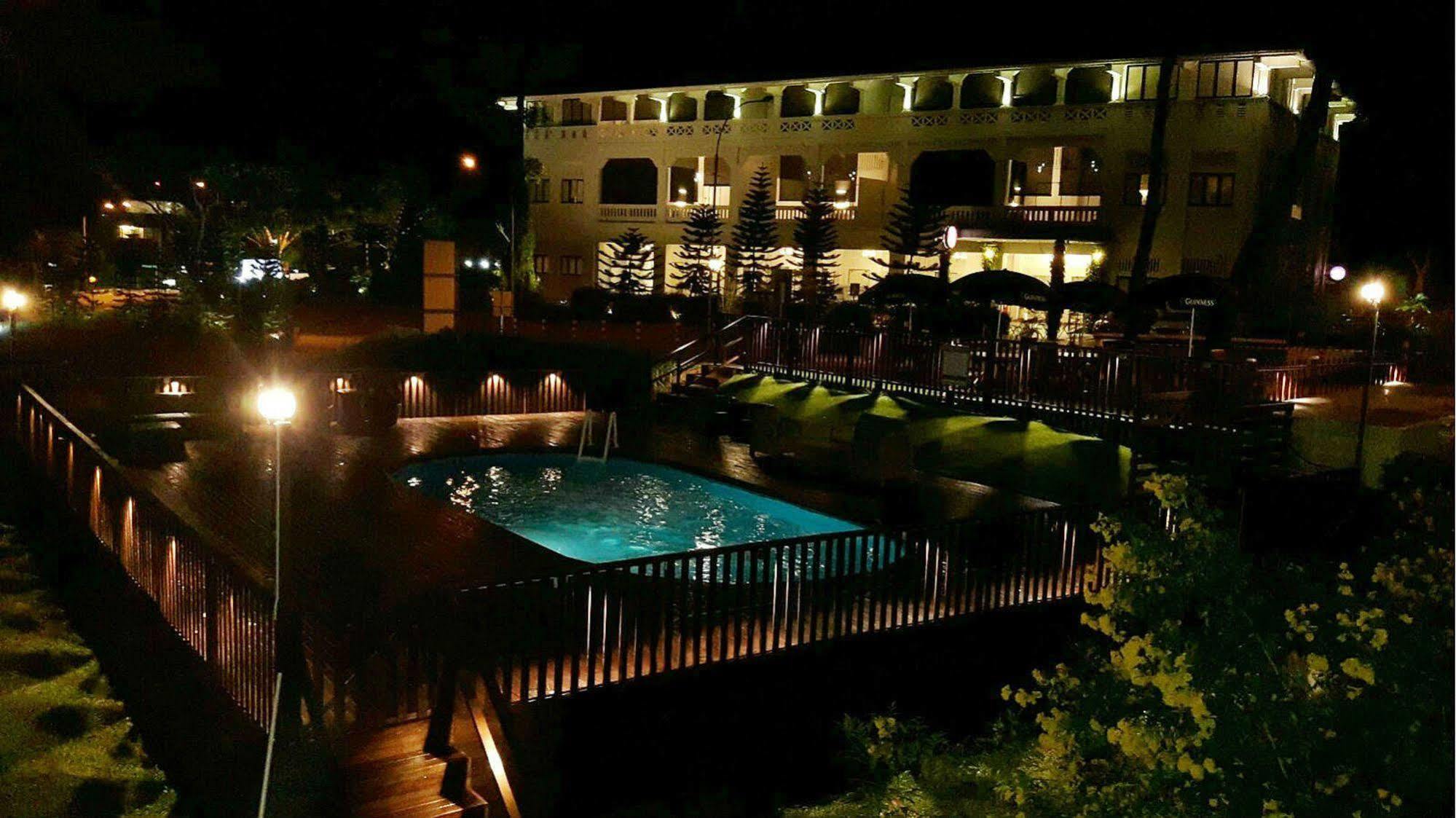 Raintr33 Hotel Singapore Esterno foto